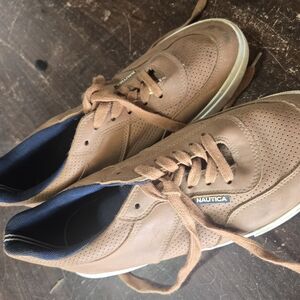Nautica Brown Sneakers Classic Lace-Up Design